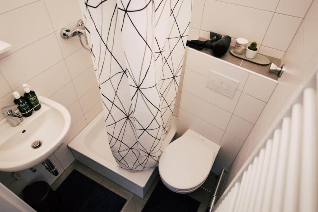 Sanierter Altbau, 2 Zimmer, 24-7 Check-In Κίελο Εξωτερικό φωτογραφία