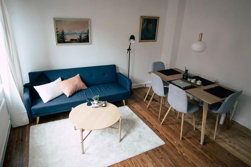 Sanierter Altbau, 2 Zimmer, 24-7 Check-In Κίελο Εξωτερικό φωτογραφία